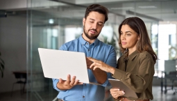 Beyond the Book: Why Account Executives are Prioritising Career Progression, Cultural Fit and Leadership Pathways in 2025
